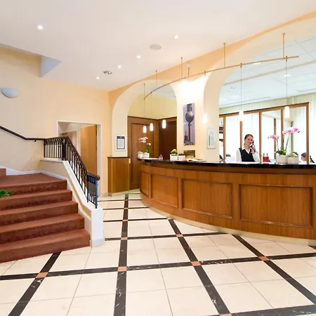 Martas Albrechtshof 3*