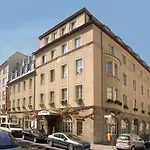 Martas Albrechtshof 3* برلين