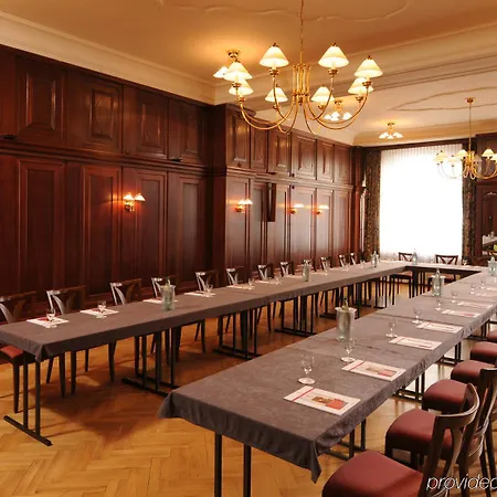 Martas Albrechtshof 3* برلين