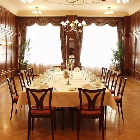 Otel Martas Albrechtshof 3*