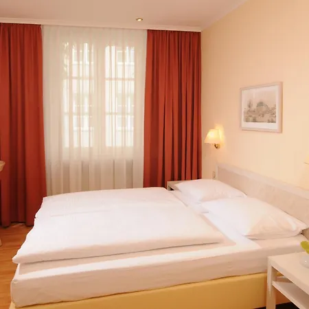 Hotel Martas Albrechtshof 3*