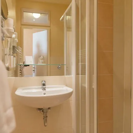 Martas Albrechtshof 3* Berlino