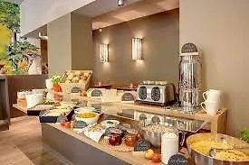 Martas Albrechtshof 3* برلين