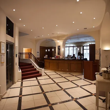 Martas Albrechtshof 3*